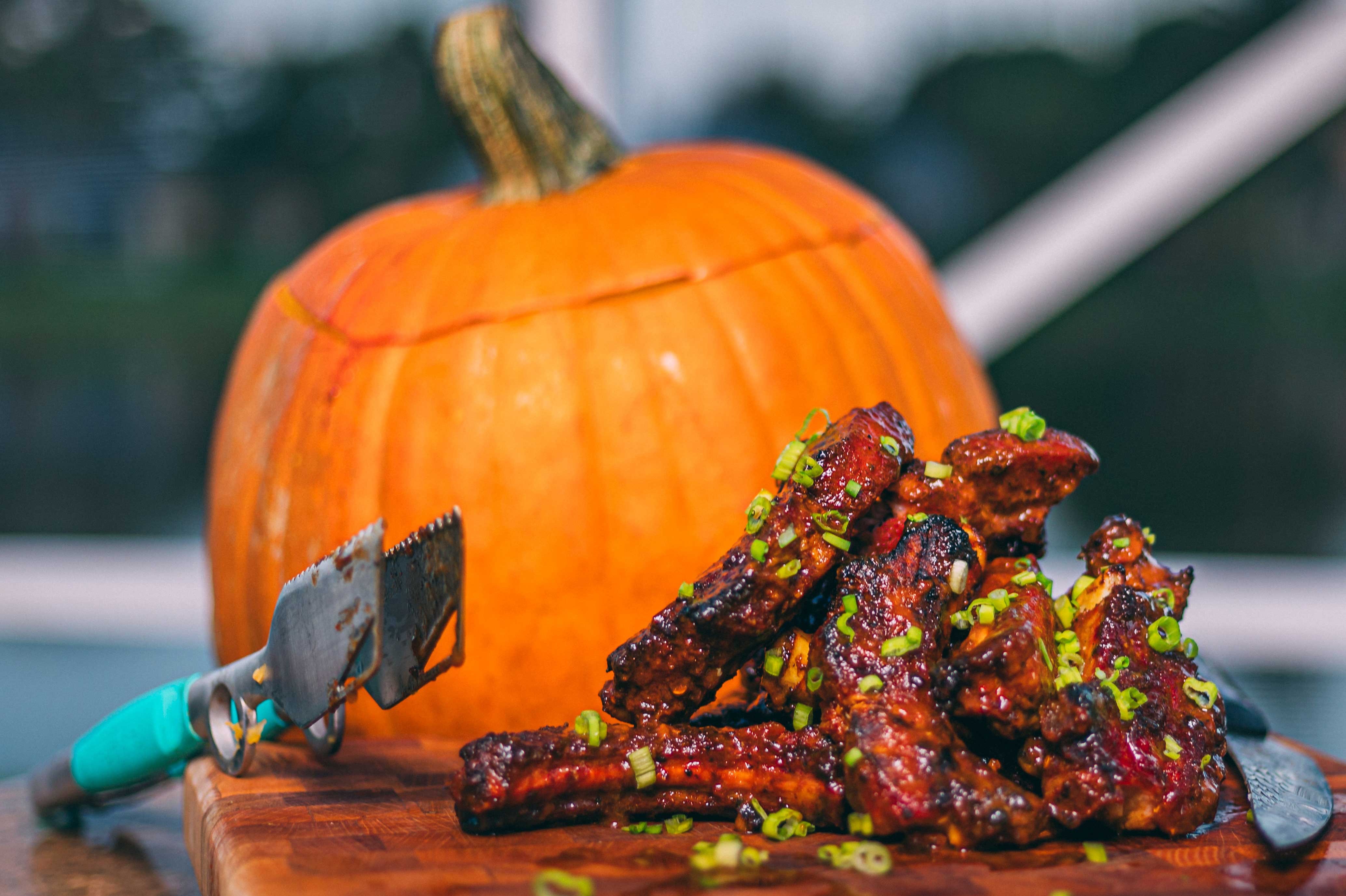 A Happy Halloween with Party Ribs in a Pumpkin 🎃 – FogoCharcoal.com