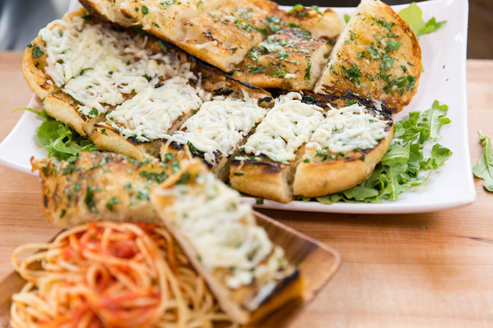 The Best Grilled Garlic Bread